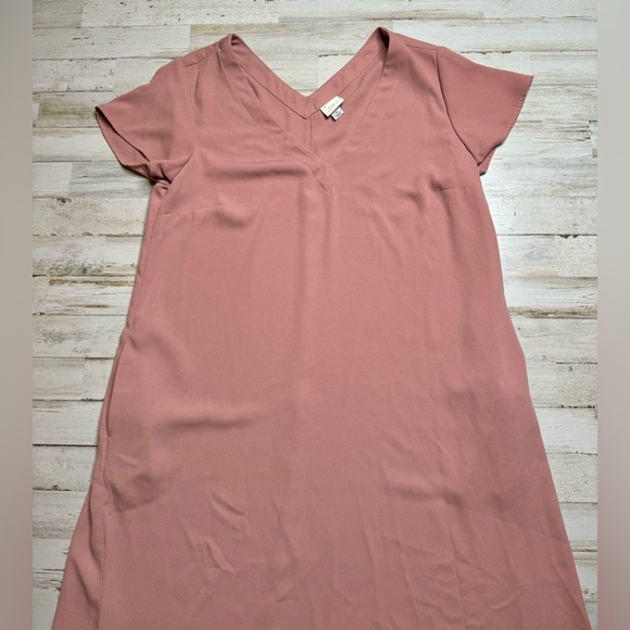 A New Day Dress Women Medium Basic Shift Blush Pink Short Sleeve V-Neck Pockets - Picture 2 of 10
